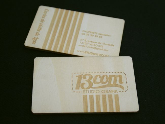 Carte de visite en Bois originale à Gap 05
